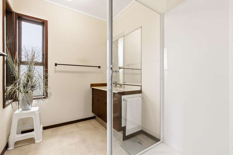 57 Whakaipo Avenue Taupo_16