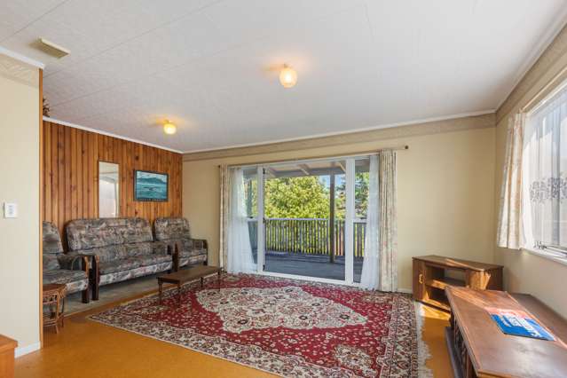 8 Taonui Street Waitarere Beach_1