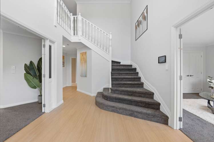 8 Capistrano Mews Goodwood Heights_11