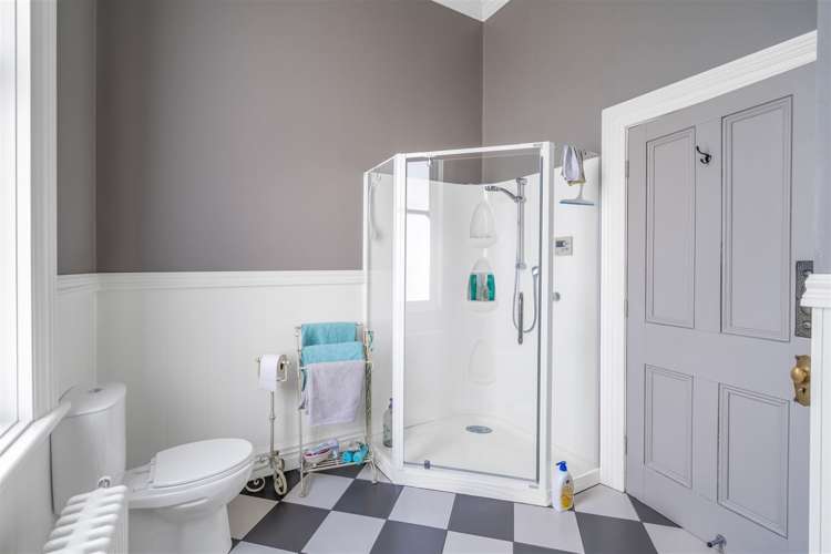 6 Crombie Street Gore_13