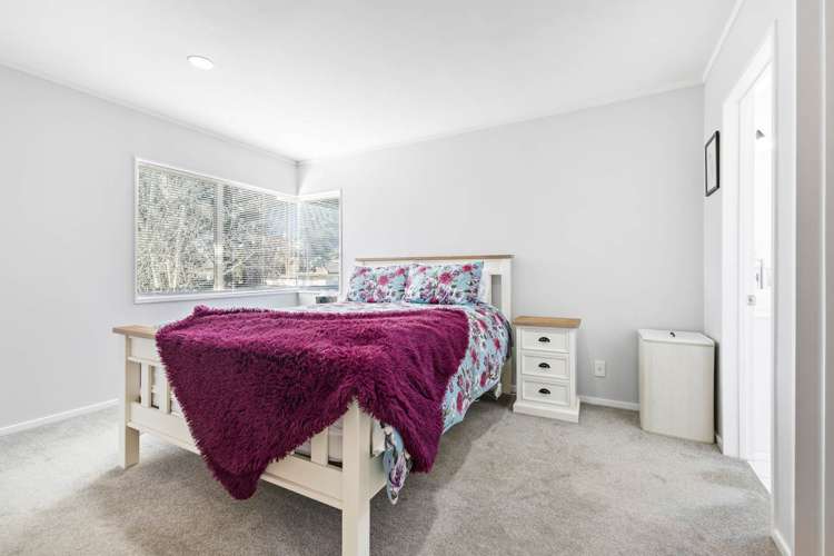 8b Youngs Road Papakura_7