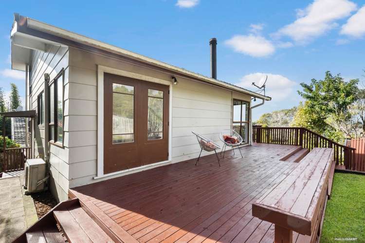 74B Ayton Drive Totara Vale_11