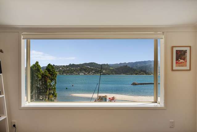 Waterfront Living at Its Finest