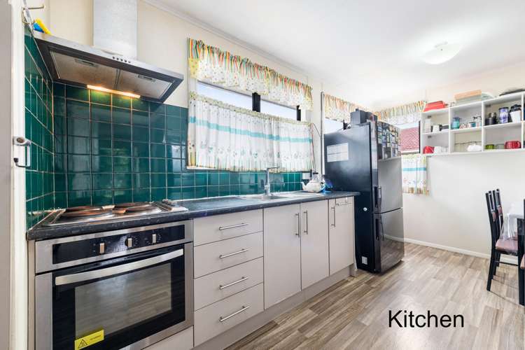 54 Valiant Street Mangere_1