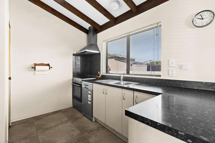 2/177 Main Road Clive Clive_3