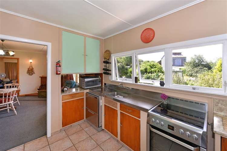 79 Eighty Eight Valley Road Wakefield_11