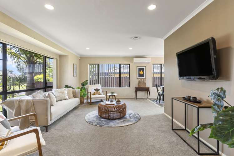 4 Greta Banks Place Wattle Downs_5