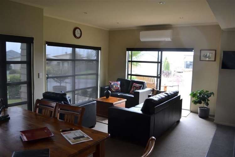 1 Varsity Heights Fitzherbert_6