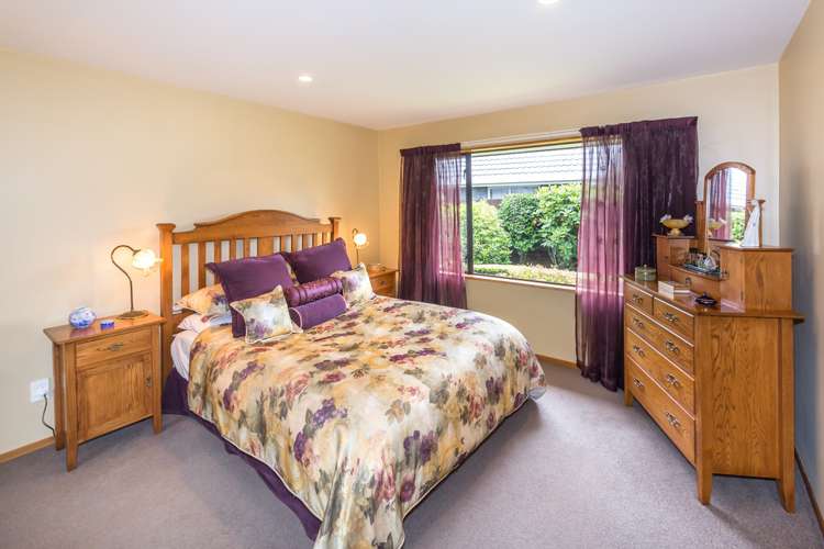 2/55 Roydon Drive Templeton_14