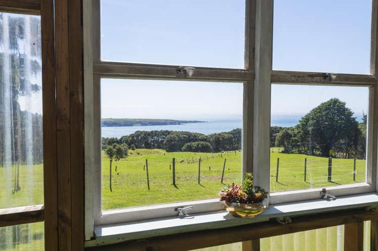 5114 Te Araroa Road Hicks Bay_6