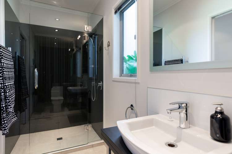 8 Covent Gardens Springlands_18