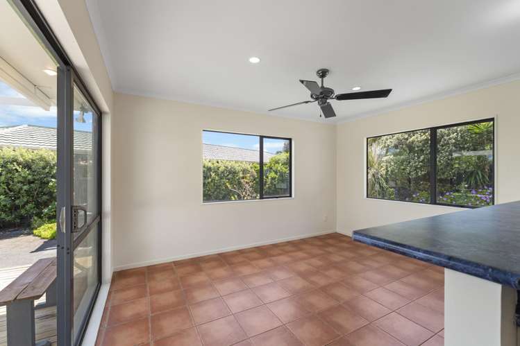 9 Caughley Place Otaki Beach_2