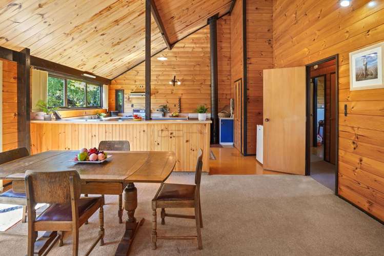 180 Leader Road West Waiau_6