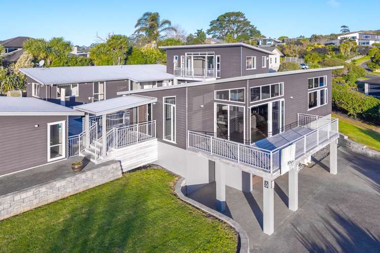73 Freshfields Road_2