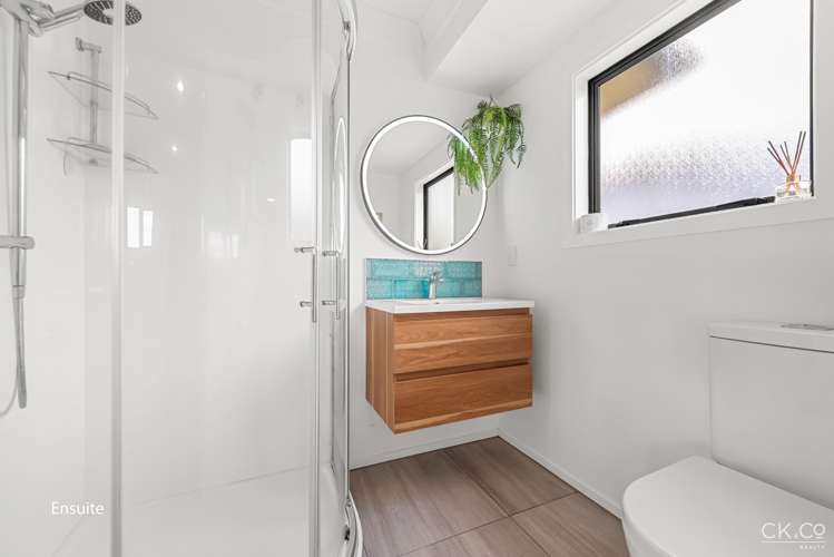 53 Riverstone Drive Riverstone Terraces_13