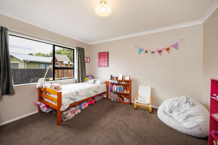 15 Mountfort Grove Feilding_17