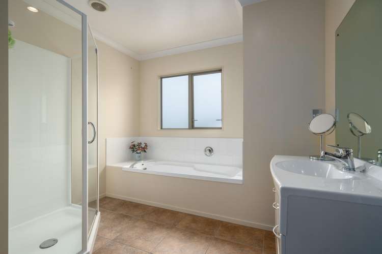 3 Gifford Grove Churton Park_15