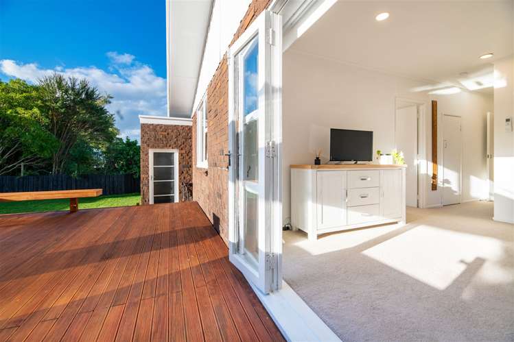 8 Spence Road Henderson_24