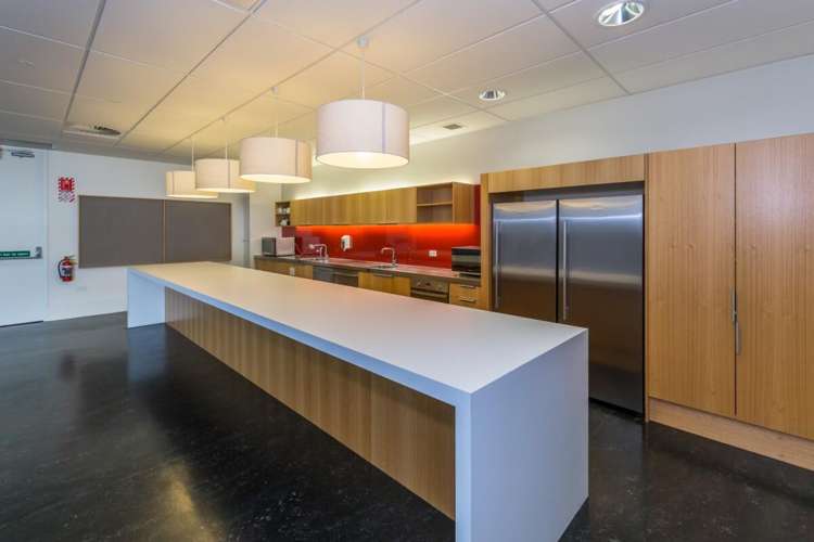 Unit C, 92 Russley Road Russley_11