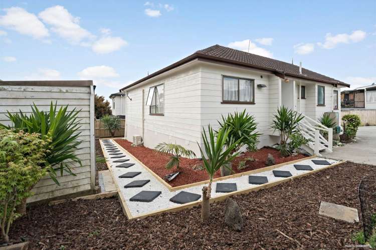 66 Hutchinsons Road Bucklands Beach_19
