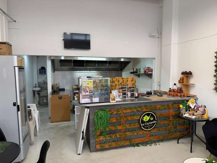 Unit 4/3 Garden Place Hamilton_1