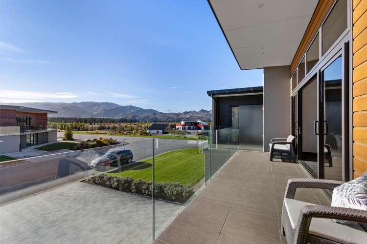 12 Daytona Avenue Cromwell_16