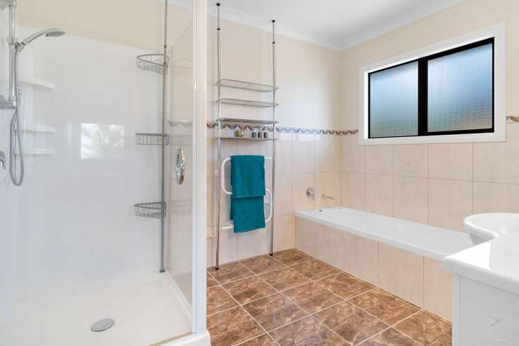 8 Cutter Place Greenhithe_15