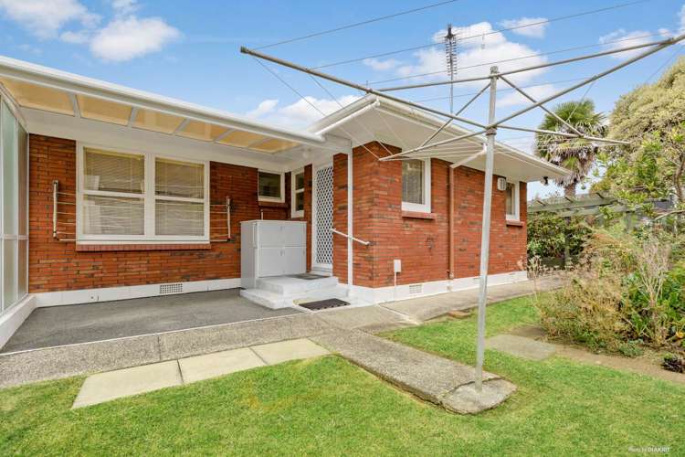 1/6 East Coast Road Milford_11