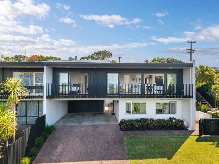 2/86 Seaview Road Castor Bay_28