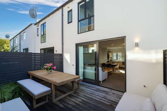 2/17 Salisbury Street 1419_1