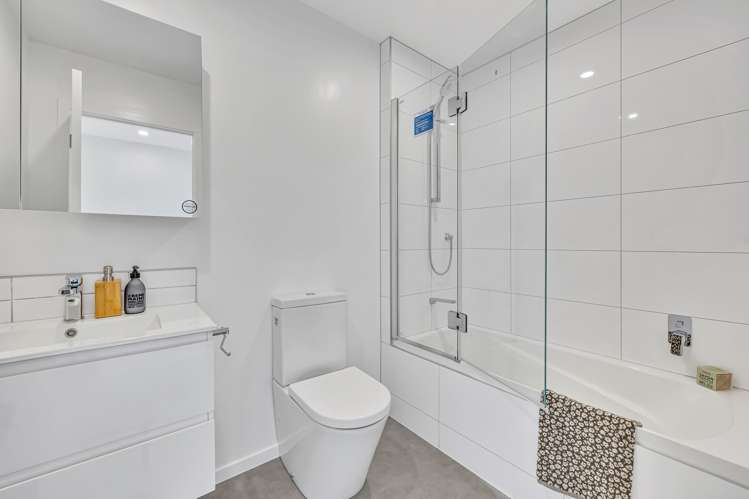 95 Ngae Place Mangere East_13