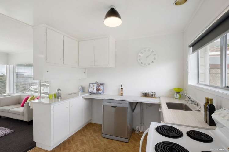 2/37 Eversleigh Road Belmont_9