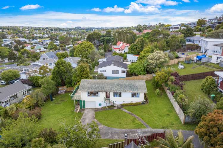 14 Shanaway Rise Hillcrest_17