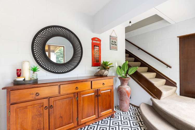 5f Bromley Place Westown_5