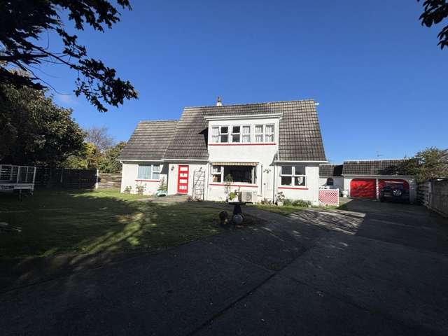 Family Home in Tahuna