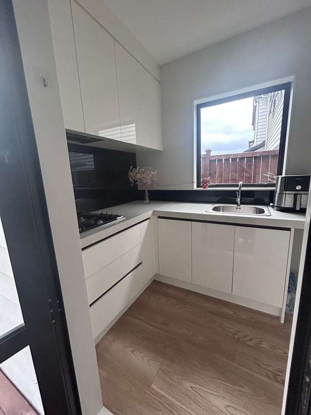 289 Flat Bush School Road Flat Bush_4