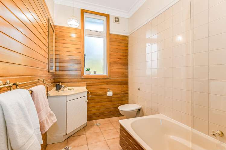 196 Evans Bay Parade Roseneath_13