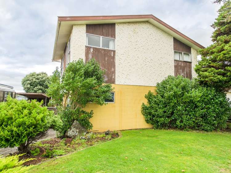 74 Devon Road Springvale_14