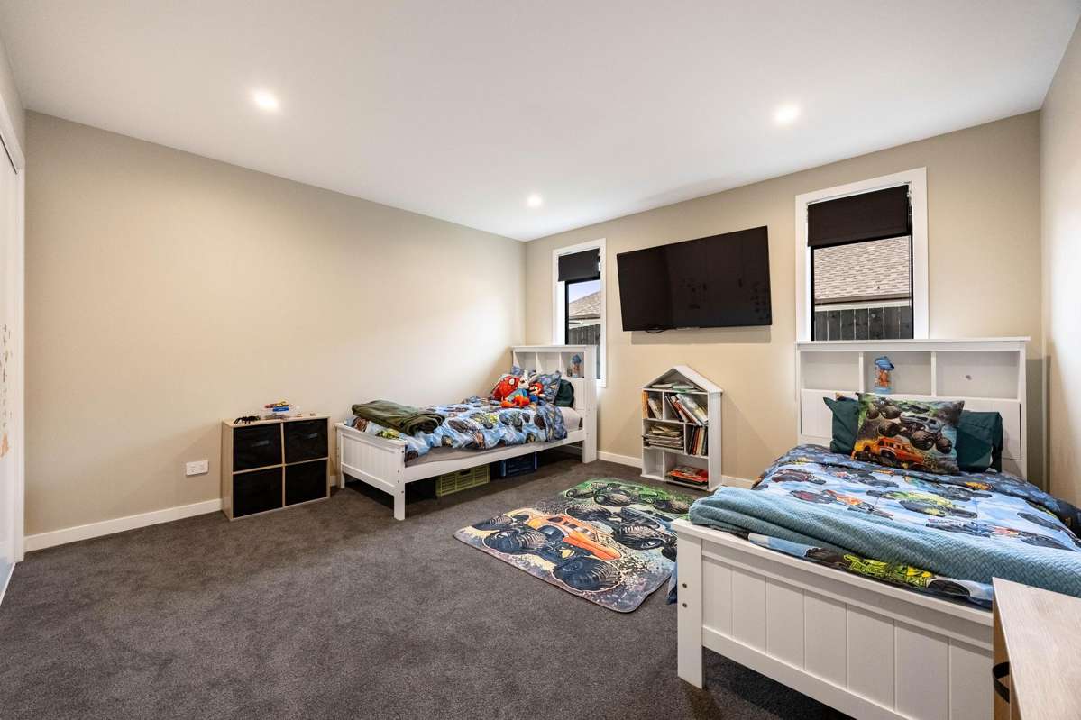 32 Siren Street_3