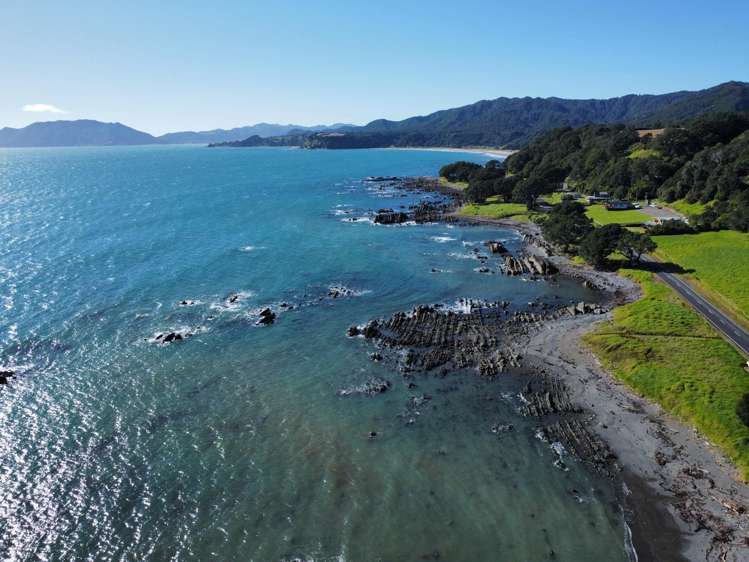 Block 10 Matapapa, State Highway 35 Waihau Bay_18