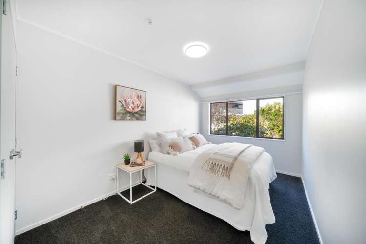 12 Longmont Terrace Churton Park_16