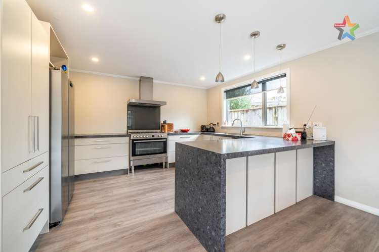 51 Bristol Square Lower Hutt_9