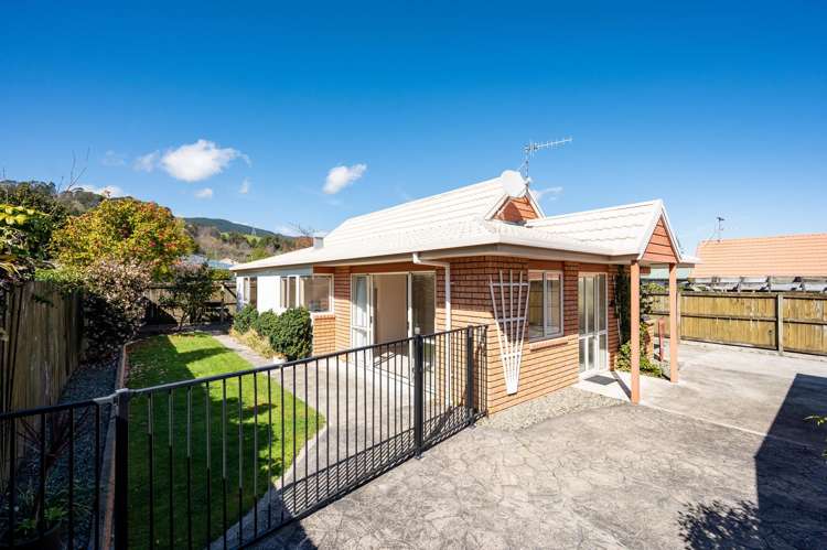 81b Kingsford Drive Stoke_1