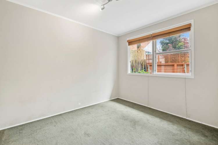 182 Lake Road Northcote_8
