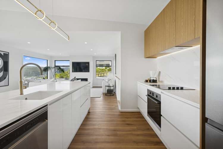 15A Winifred Way Belmont_13