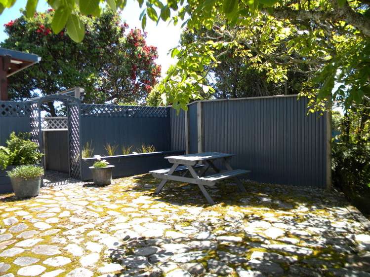 180 Fitzherbert Street Hokitika_20