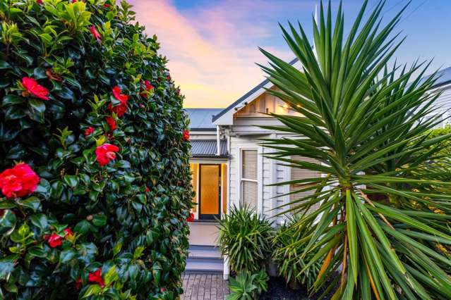 Stunning Mt Eden Villa in DGZ