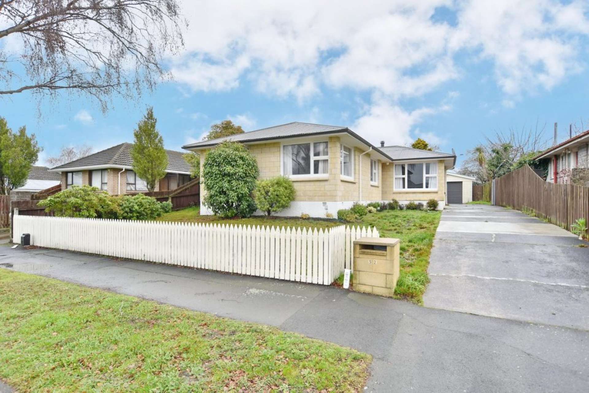 52 Chartwell Street Burwood_0