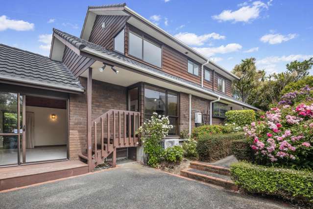 Great Family Home In The Heart of Churton Park