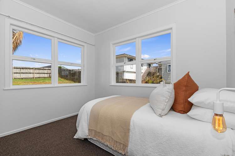 7 Corks Road Kamo_11